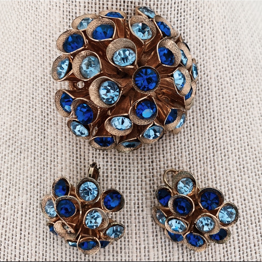 Vintage Brooch and Earrings Blue Burst Set